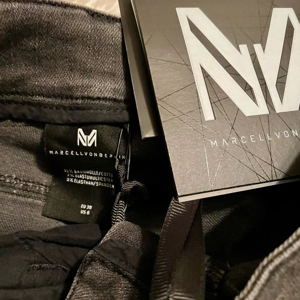 Marcell Von Berlin Skinny Distressed Jeans - Picture 10 of 13